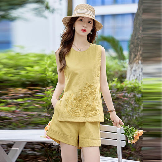 新中式国风刺绣无袖开叉上衣套装女夏2025新款短裤洋气减龄两件套XYFS6796 商品图0