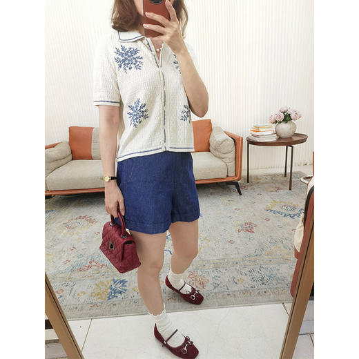 【贝拉自留款】松弛感穿搭 十字绣花短袖小衫 舒适透气 柔软细腻 电镀十字绣花纹 东方韵味 商品图9