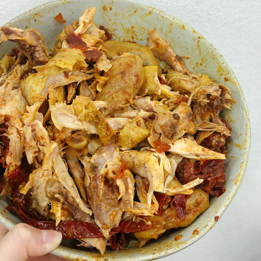 山东德州手撕冷吃鸡 580g/袋(约500g鸡+80g调料【麻油+红油+调味汁】)  开袋即食 商品图6