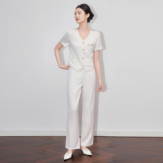 「高货wl」全新升级【铂金会员431/天猫579/差价148】(99124)洛诗琳夏季简约通勤V领短袖上衣通勤显瘦直筒裤两件套女 商品图1