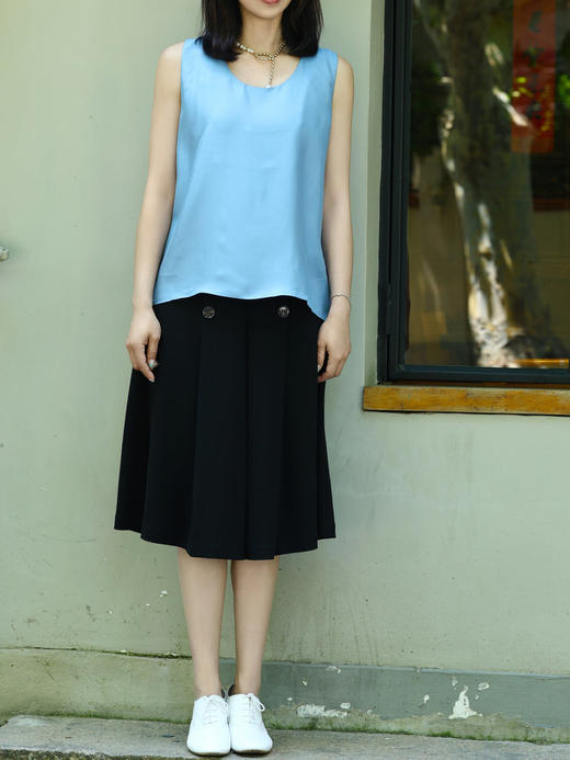 TYNVIE 圆领真丝背心-天蓝色 商品图12