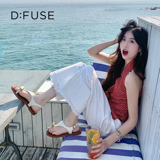 Dfuse迪芙斯2025夏季新款度假风人字拖T带平底鞋套趾凉鞋女鞋DFD2115103 商品图5