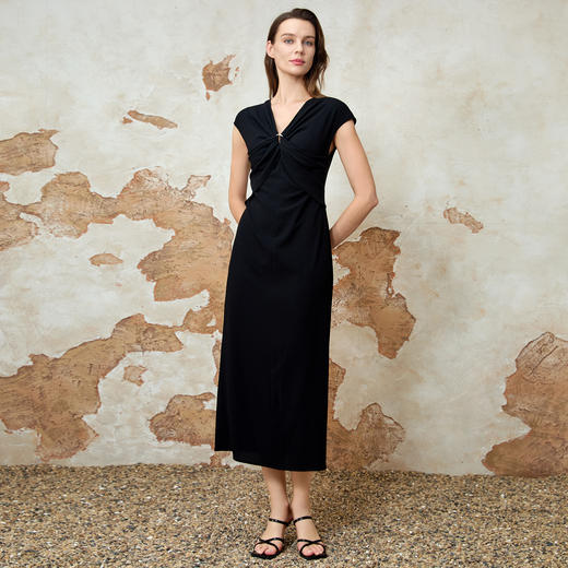 EITIE爱特爱法式优雅气质高级V领a字开叉显瘦连衣裙夏季新款8207923 商品图1