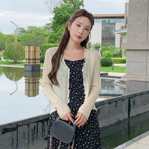 奢姿大码女装2025夏季时尚减龄V领开衫胖妹妹气质休闲长袖上衣9652622015 商品图0