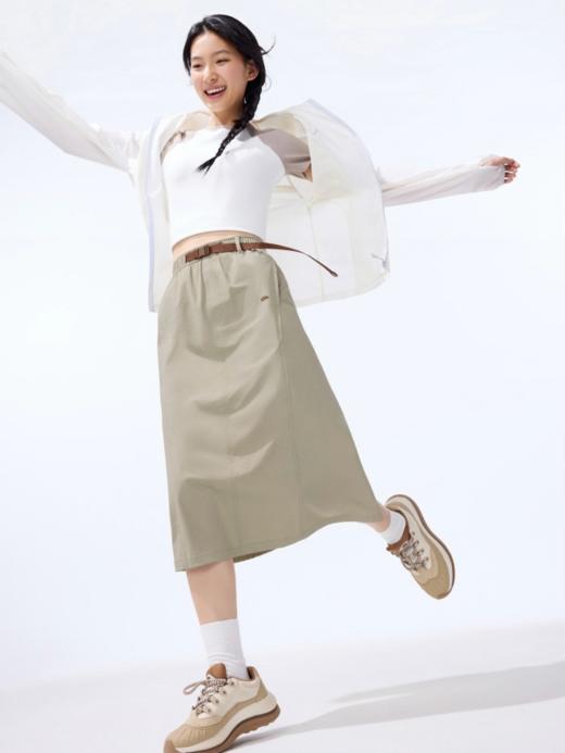 点此购买 蕉*下夏季女士凉感防泼水速干半裙 ss 321072 商品图6