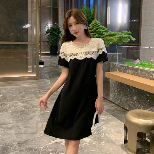 奢姿大码女装2025夏季蕾丝拼接连衣裙胖妹妹减龄钉珠设计时尚裙子9952880068 商品图1