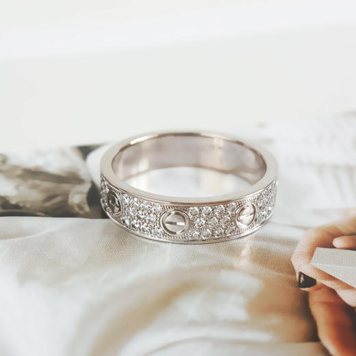 【95新】Cartier卡地亚LOVE系列B408345318K白金中宽版满钻满天星戒指53号、宽度4.6mm中性款 270525TH04 商品图3