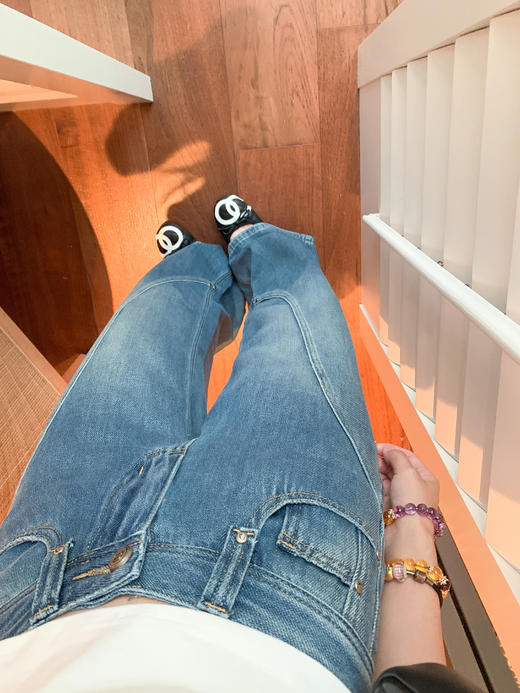 <曾小咸推荐>新品现货秒杀！卖完下架不再补 ！微信粉丝打折价！！复古弧形牛仔阔腿裤 日常189.99/件 立减80 秒杀109.99/件！！ 商品图5