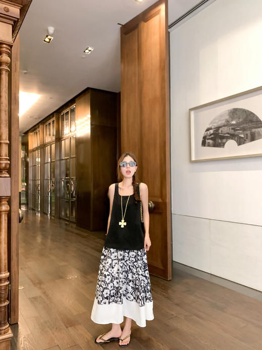 <曾小咸推荐>现货秒杀！微信超特价！黑色背心 日常109.99 立减50 秒杀59.99！碎花半身裙 秒杀79.99！ 商品图11