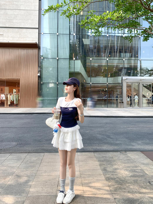 <曾小咸推荐>新品现货秒杀！卖完下架不再补 ！微信粉丝打折价！！撞色拼接短袖T恤 日常119.99/件 立减60 秒杀59.99/件！！ 商品图7