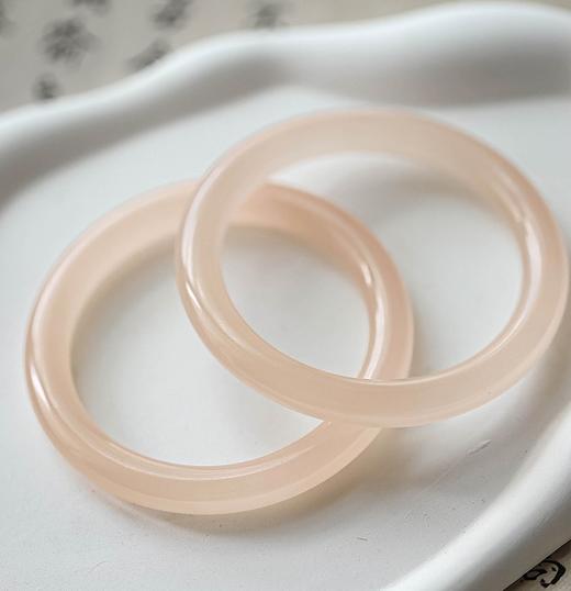 送玛瑙耳钉，颜色随机【BAOGANDI宝梵迪 纯阿富汗玉手镯纯天然藕粉手镯】晶莹剔透 冰透如水 商品图4