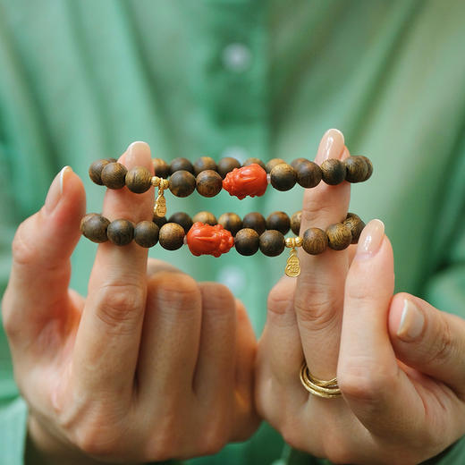 南红貔貅奇楠沉香手串 cr 商品图0