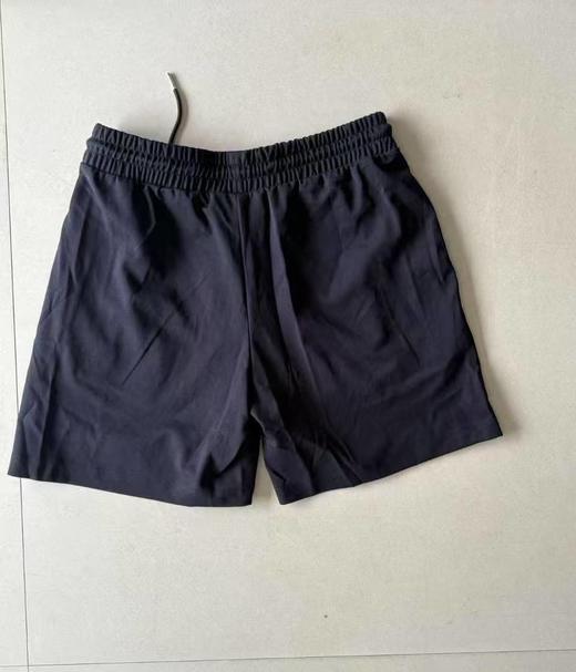 现货 BUR经典的红标刺绣冰丝短裤 商品图3