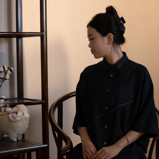 女款柞蚕丝衬衫 商品图1
