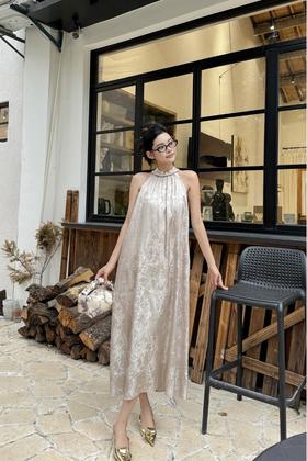 SUMMER & SAGE 温柔减龄度假风背心连衣裙 20542