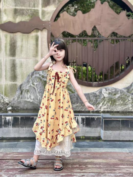 🌟品牌直发【DAPHNE达芙妮·儿童水晶公主鞋集合】👏绝美的闪闪质感美到爆炸‼ 👉Bulingbuling的蝴蝶结+钻太有灵性了梦幻浪漫一下子就有了～ 商品图4