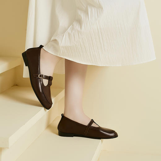 步印【大牌平替】玛丽珍T型搭扣乐福鞋2506 商品图5