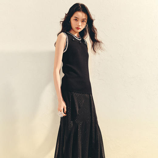 精致优雅感黑白撞色边针织25春季显瘦上衣女(货号:MS86SW040A9003) 商品图2