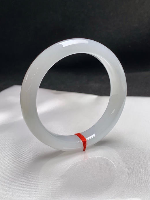 620214，55.6圈口，糯化白月光正圈平安镯，种老水足 商品图1