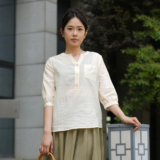 女款衬衫 商品图2