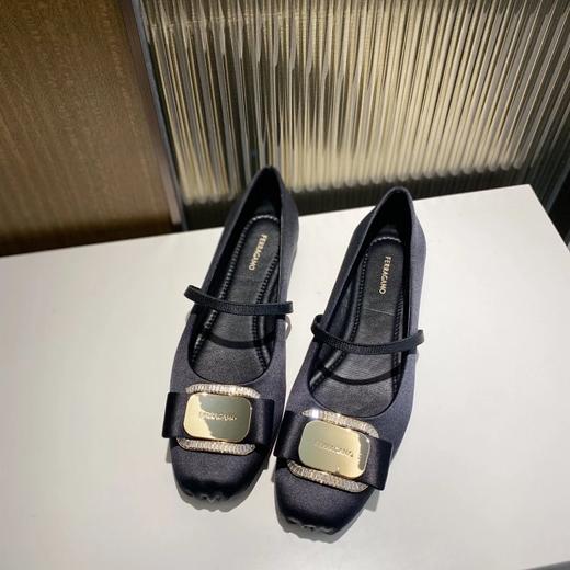 静奢金属扣芭蕾舞鞋 商品图1