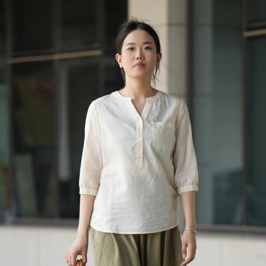 女款衬衫 商品图1