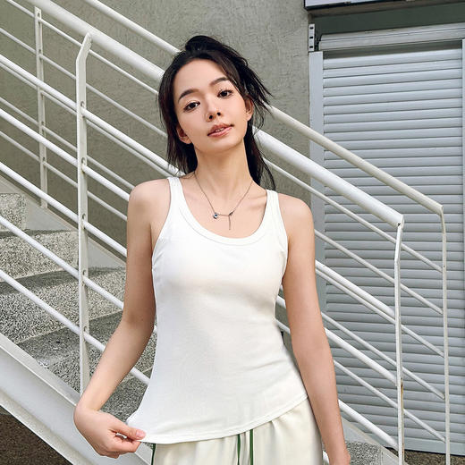 棉芭莎 免穿文胸 优可丝背心 四季可穿 内穿时尚百搭 多款可选 商品图2