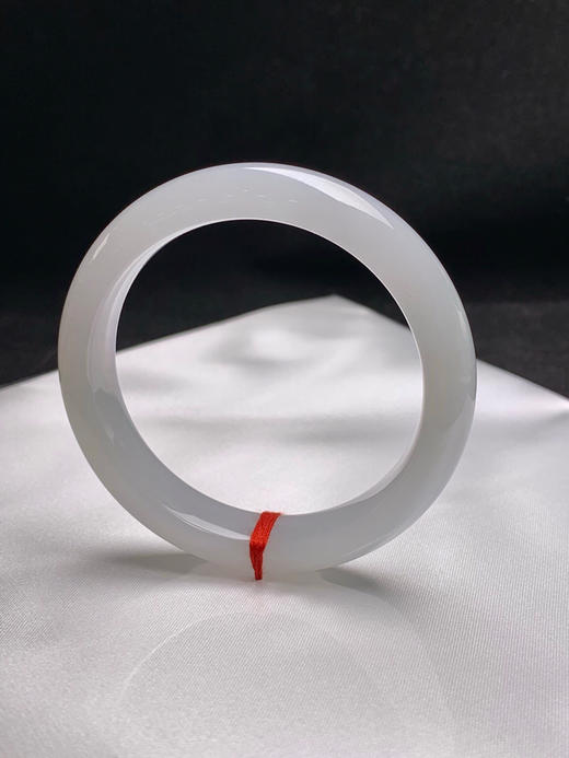 620214，55.6圈口，糯化白月光正圈平安镯，种老水足 商品图2