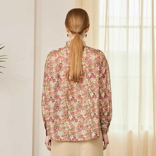 VIVIAN LIU V2523005 春季时尚立领领口花边袖口系扣印花衬衫 商品图1