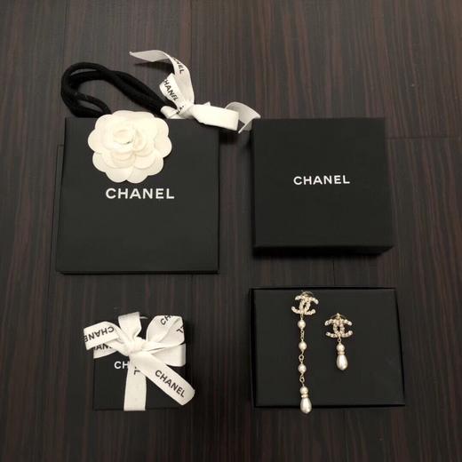 香奈儿 左右款耳钉 特别推荐 很有设计感，一长一短（XJ） 商品图0