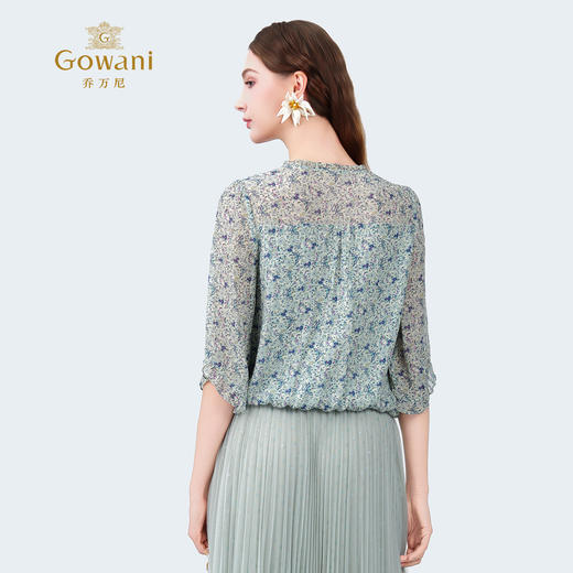 乔万尼2025夏季新品100%真丝印花V领宽松衬衫上衣ED2C531 商品图4