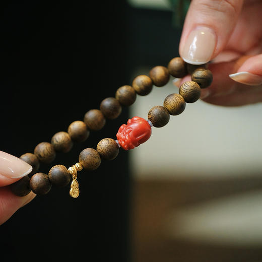 南红貔貅奇楠沉香手串 cr 商品图1