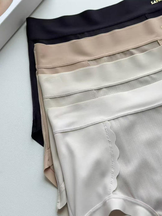 Laperla琉璃·锦 中腰蚕丝包臀内裤 （一合4条装）不可选色❗️ 商品图4
