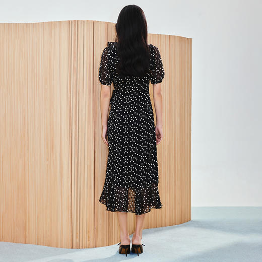 法式复古波点收腰连衣裙25夏浪漫赫本风X型收腰抽褶长裙(货号:MS86DR020D0003) 商品图3