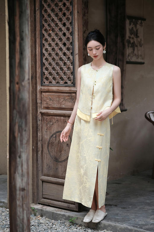 盛唐婧| 新中式真丝双色冠乐皱对襟马甲-黄色 商品图5