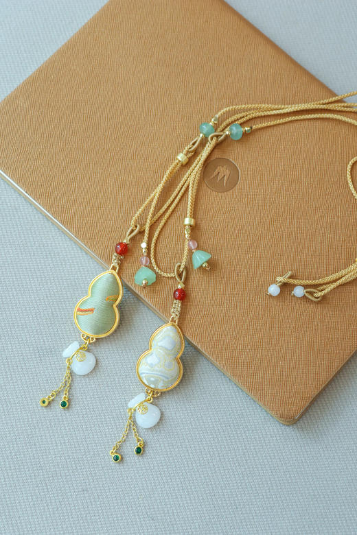 宋锦葫芦香云纱项链 商品图0