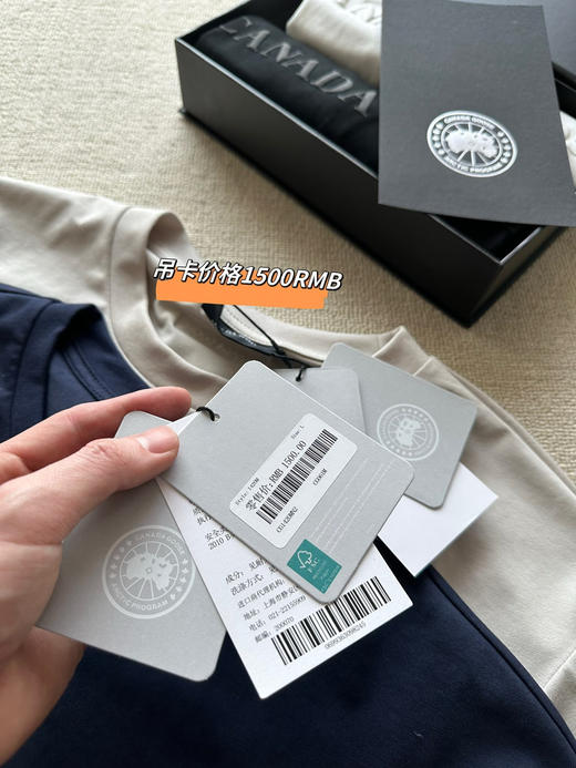 鹅。圆领衫。一盒两件。 黑色白色/1盒。  灰色蓝色/1盒 商品图9