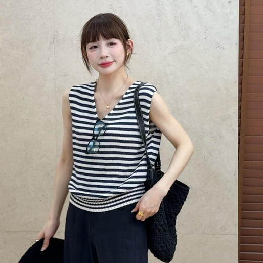 【预售7天】良木礼和纸V领上衣（5966） 商品图4