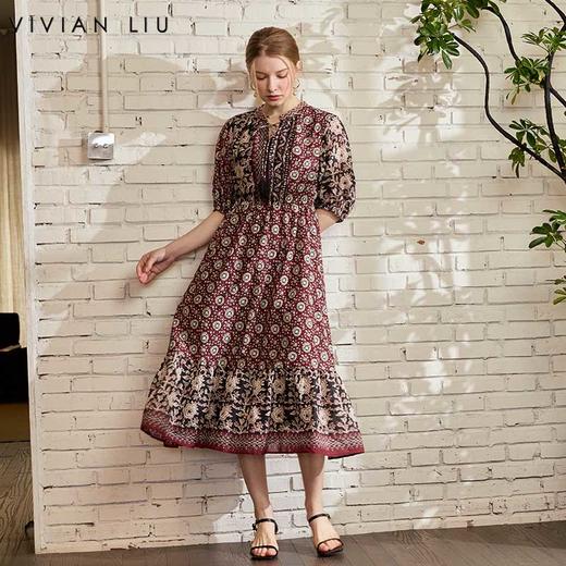 VIVIAN LIU V2524101  春季新款复古立领泡泡袖A字裙摆收腰连衣裙 商品图0