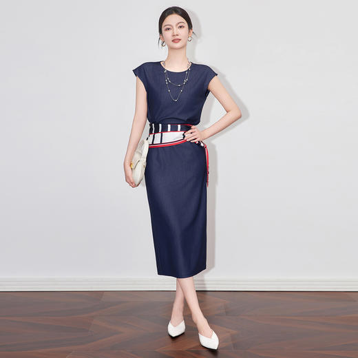 「高货wl」全新升级【铂金会员358/天猫479/差价121】(99546)洛诗琳2025设计感拼丝巾绑带打结上衣包臀半身裙两件套女 商品图0