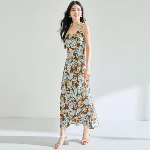 「高货sh」全新升级【铂金会员220/天猫289/差价69】(65011)洛诗琳夏季高级感缎面油画风修身显瘦v领印花吊带连衣裙 商品图0