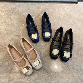 静奢金属扣芭蕾舞鞋