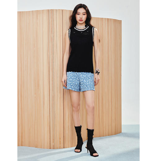 精致优雅感黑白撞色边针织25春季显瘦上衣女(货号:MS86SW040A9003) 商品图1