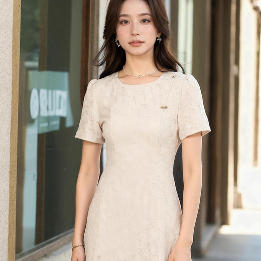 奢姿大码女装2025夏季优雅通勤圆领洋气高级感A摆收腰显瘦连衣裙9952853480 商品图3