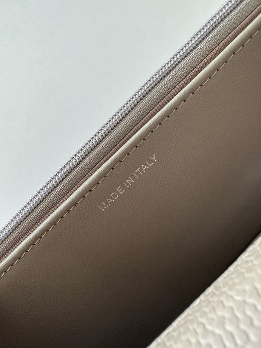 夏季特惠💰850 原单香奈儿女士包包AP4241简介:原单质量，经典之作 商品图7