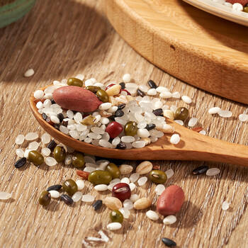 吾谷为伴八宝粥米2斤 腊八粥米 红豆 绿豆 花生 黑米 红米 五谷杂粮 /粮油调味 /杂粮 /复合粥米 商品图0