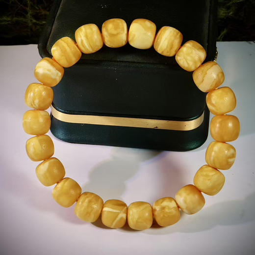 【618年中大促】9.9mm俄料精工花蜡虎皮纹小年份蜜蜡手串，13.15克 商品图3