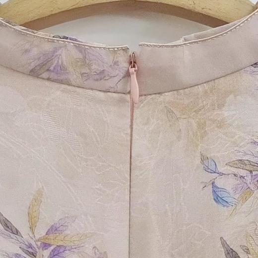 VIVIAN LIU薇薇安刘C2534101  盘扣背拉链花卉印花短袖旗袍连衣裙 商品图3