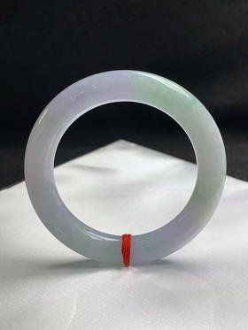 620210，56圈口，细糯化春彩圆条福镯，细腻春带彩