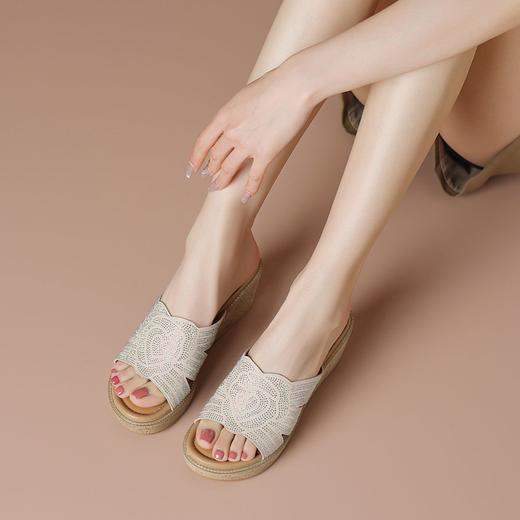 【坡跟拖鞋】25夏季新款厚底防水台经典女鞋休闲增高凉拖鞋女-BB 商品图3